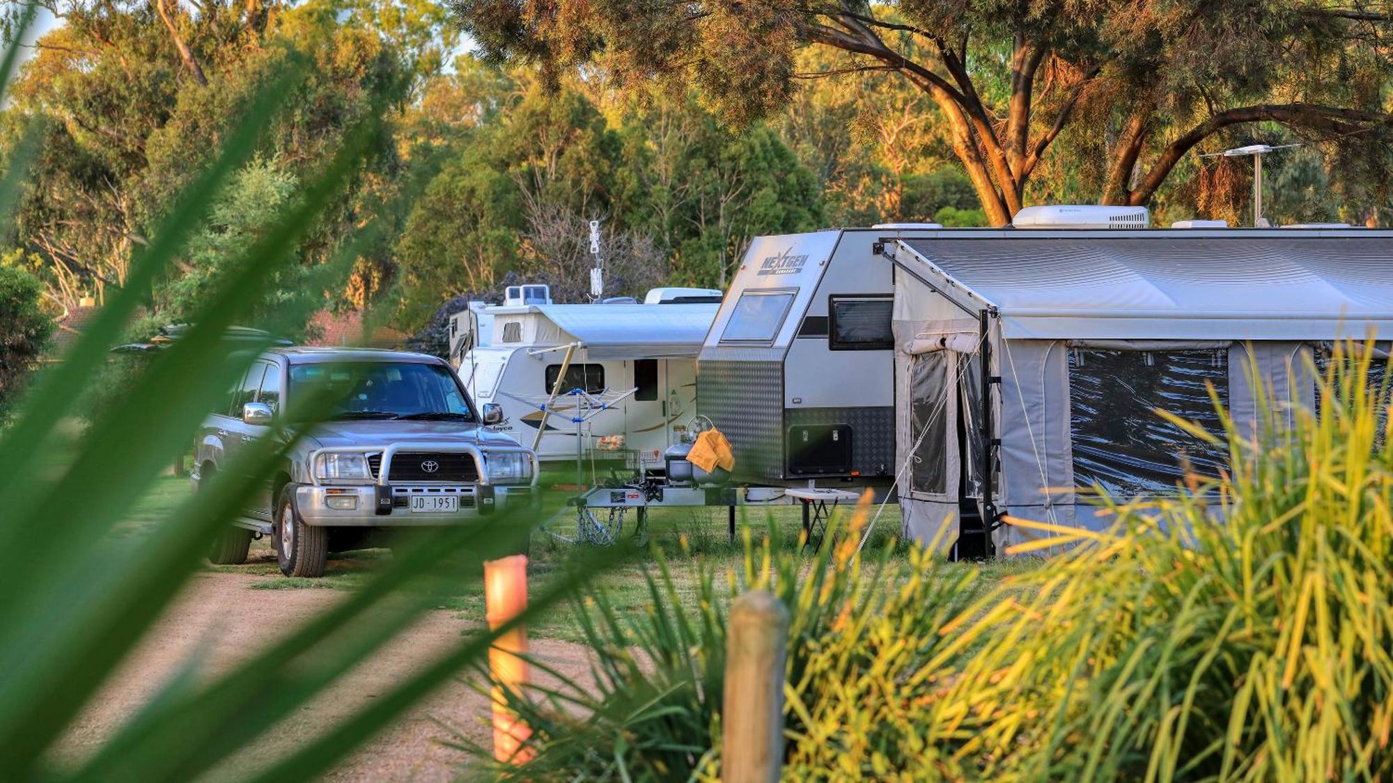 Yarrawonga Riverlands Tourist Park Szoba fotó